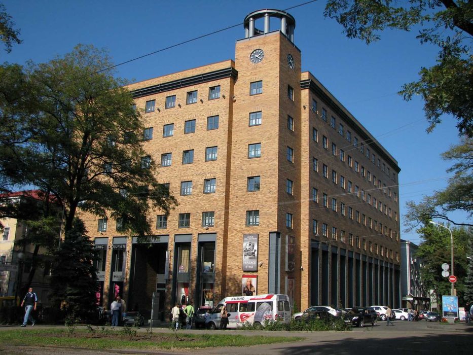 Оренда офісу 1280 м2 в БЦ "Атріум" ( світло є 24/7), центр