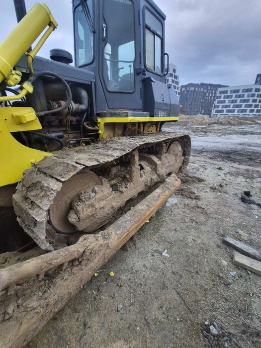 Бульдозер Shantui SD16