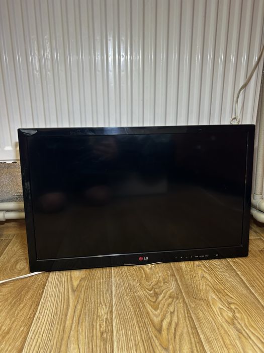 Продаю телевизор LG 26LN450B в хорошем состоянии