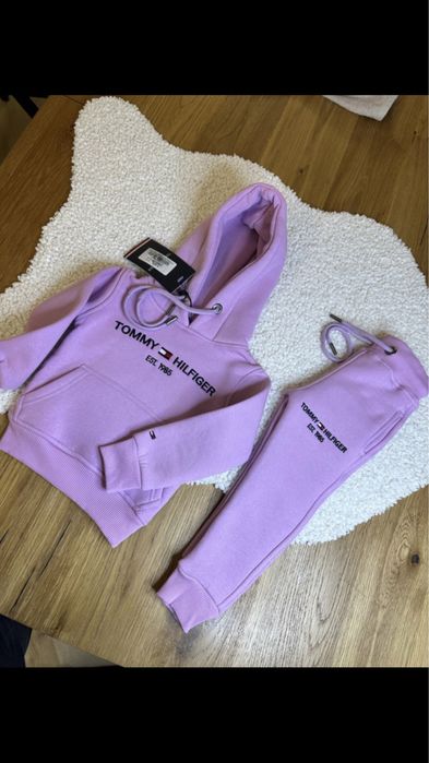 Dzieciece dresy Tommy Hilfilger