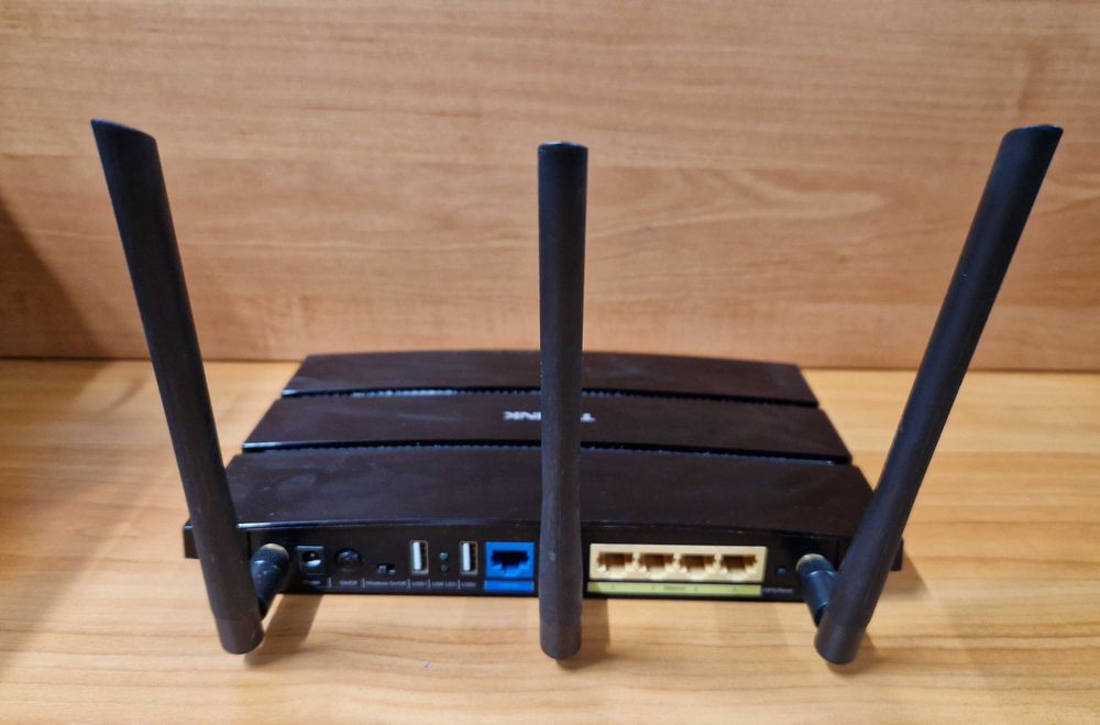 Router Tp-Link WDR4300