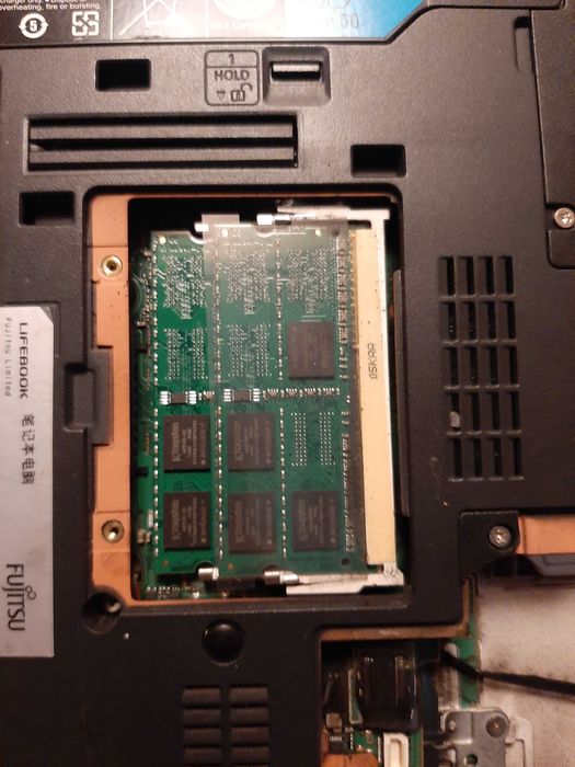 Pamięć 4GB RAM DDR3 do laptopa