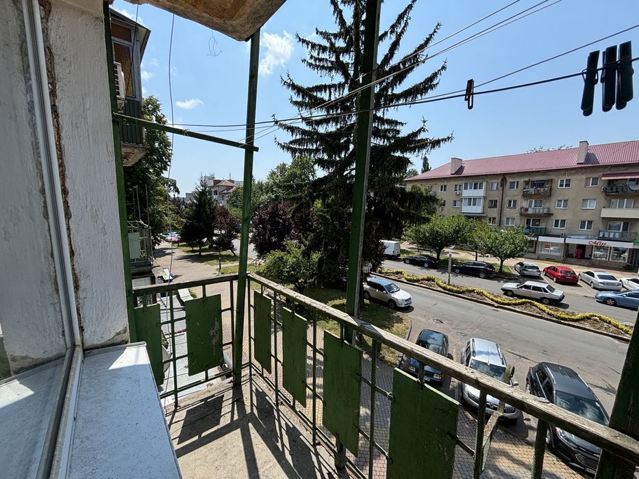 Однокімнатна квартира подобово біля собору