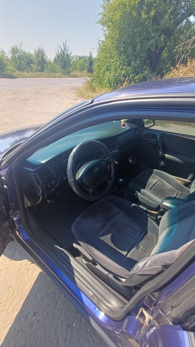 Opel Vectra 1996 VIN W0L000038T7536643 фото оголошення 3 з 8