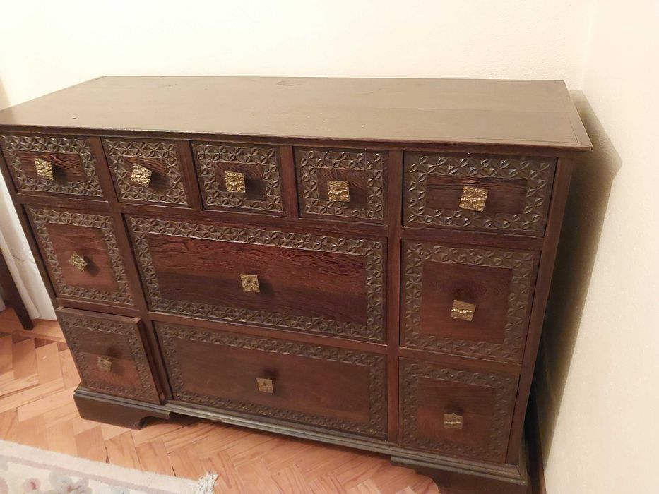 Comoda vintage em madeira pau preto