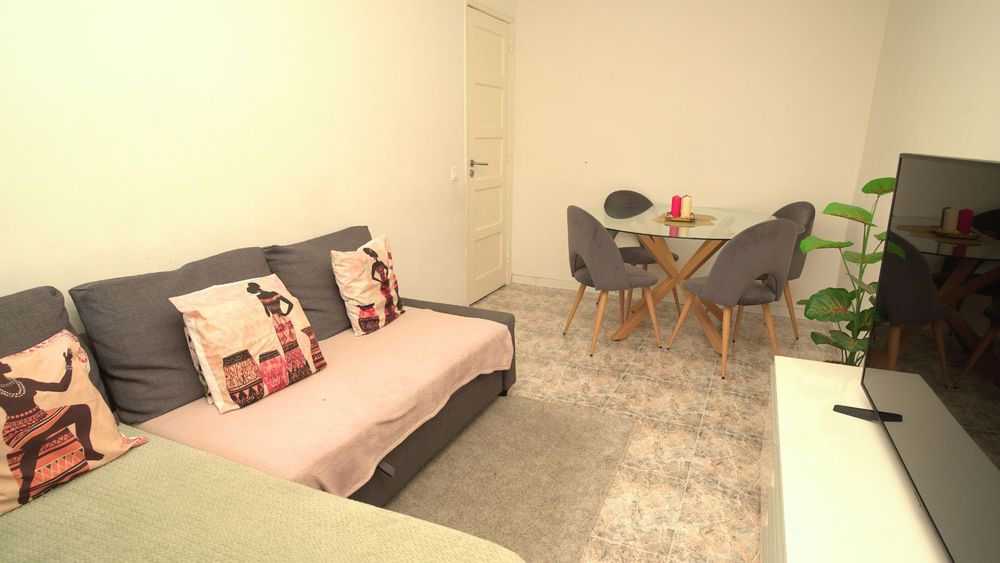 Vende-se Apartamento T2 Venda Nova