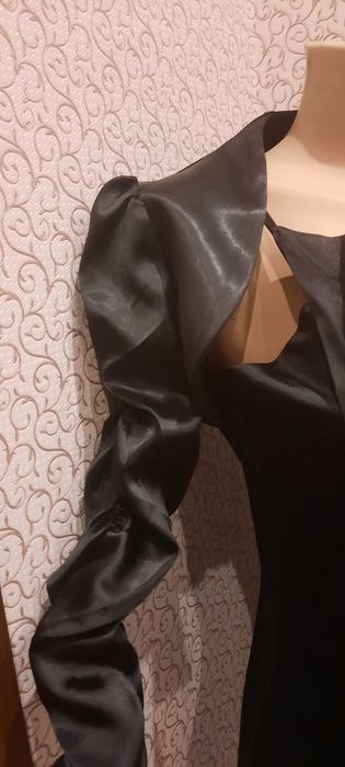 Продам нарядное платье с болеро 46-48 размера