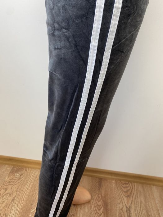 Dresy welurowe z lampasami S/M szare welur dres