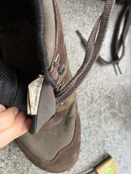 Buty trekingowe Salomon 43, pęknięcie zelówki