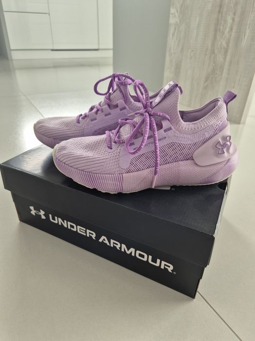 Buty sportowe 37,5 Under Armour ubrane kilka razy jak nowe