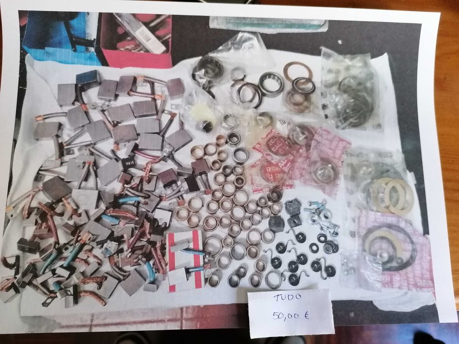 Vários lotes de peças originais novas