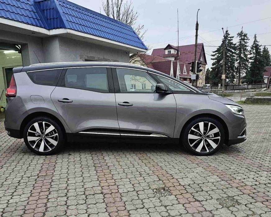 Автомобіль Renault Grand Scenic 4