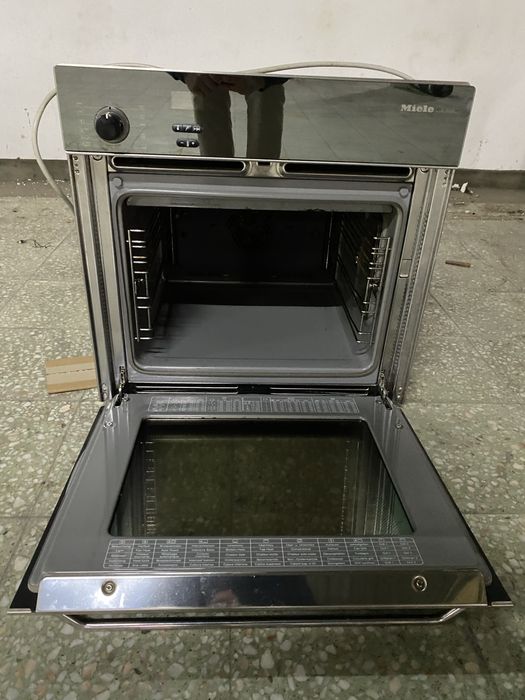 Forno Encastrado - Miele