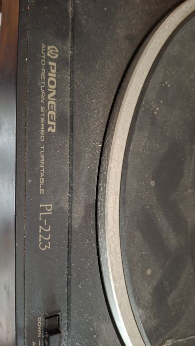 Pioneer PL 223 gira discos