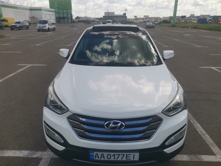 Продам Hyundai Santa Fe— ідеальний стан, повна комплектація
