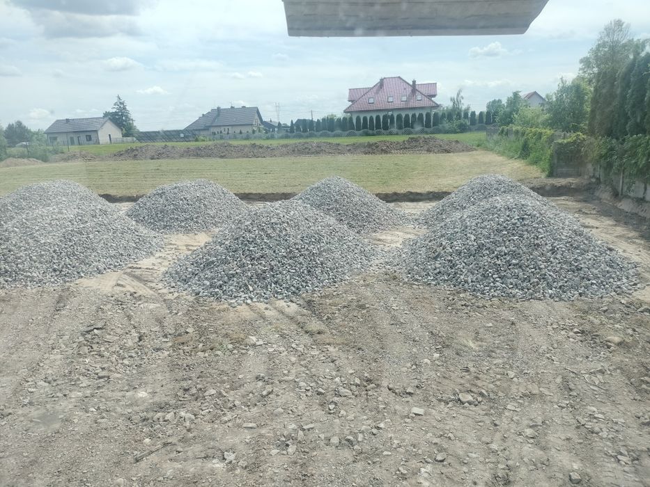 Kruszywa drogowe ziemia piasek gruz budowlany utwardzanie terenu