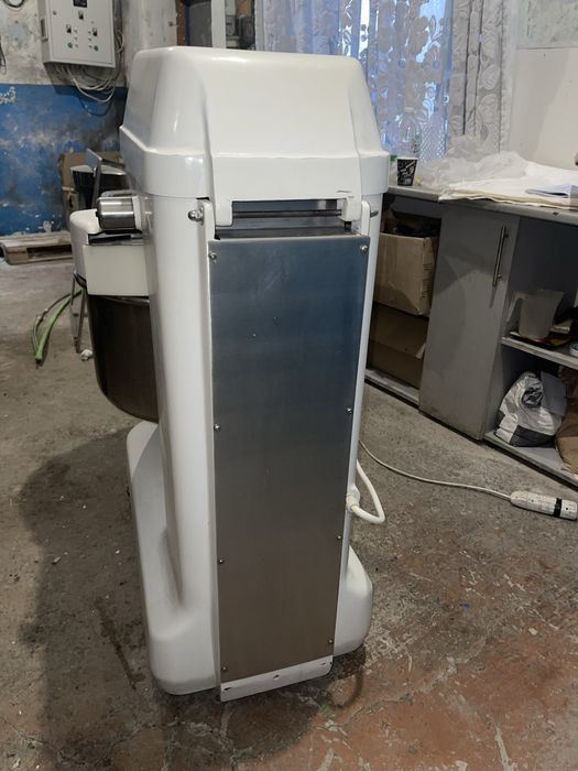 Тестомес KEMPER на 85 л.