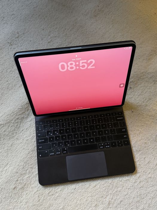 iPad Air M3 13” (2025) + Magic keybord + Apple Pencil