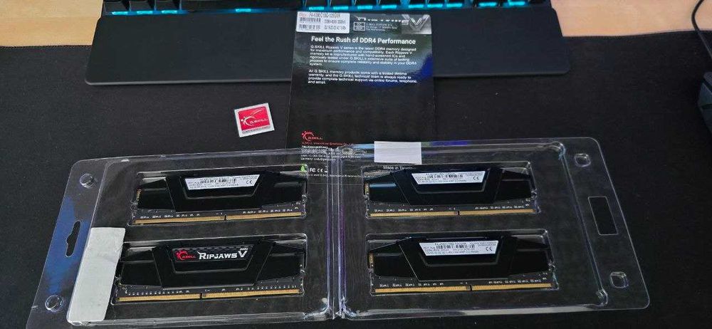 Sprzedam pamięci RAM G.Skill Ripjaws V DDR4 128GB (4x32GB) 4000MHz CL18, model F4-4000C18Q-128GVK.