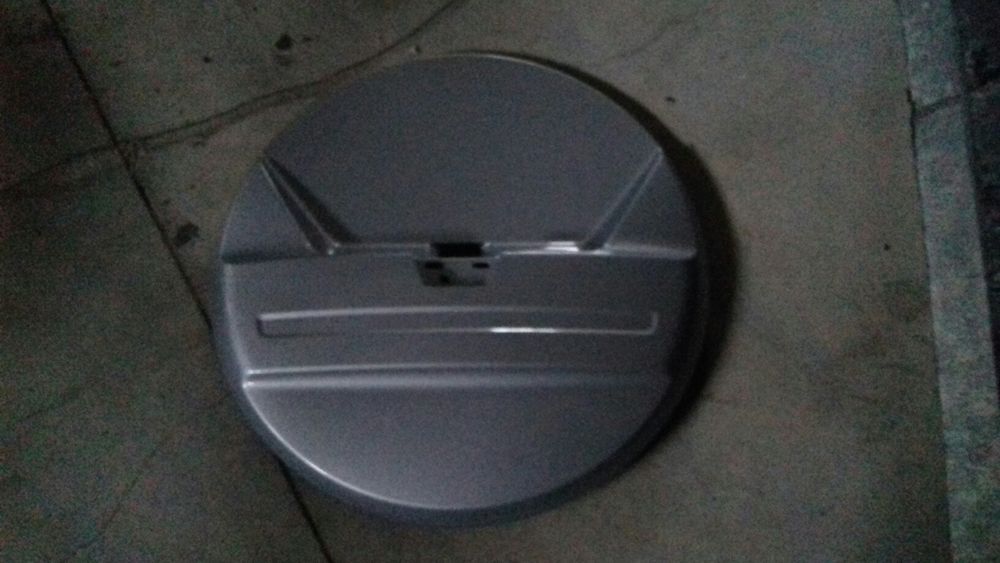 Tampa pneu sobressalente ou suplente do Toyota FJ cruiser 2010