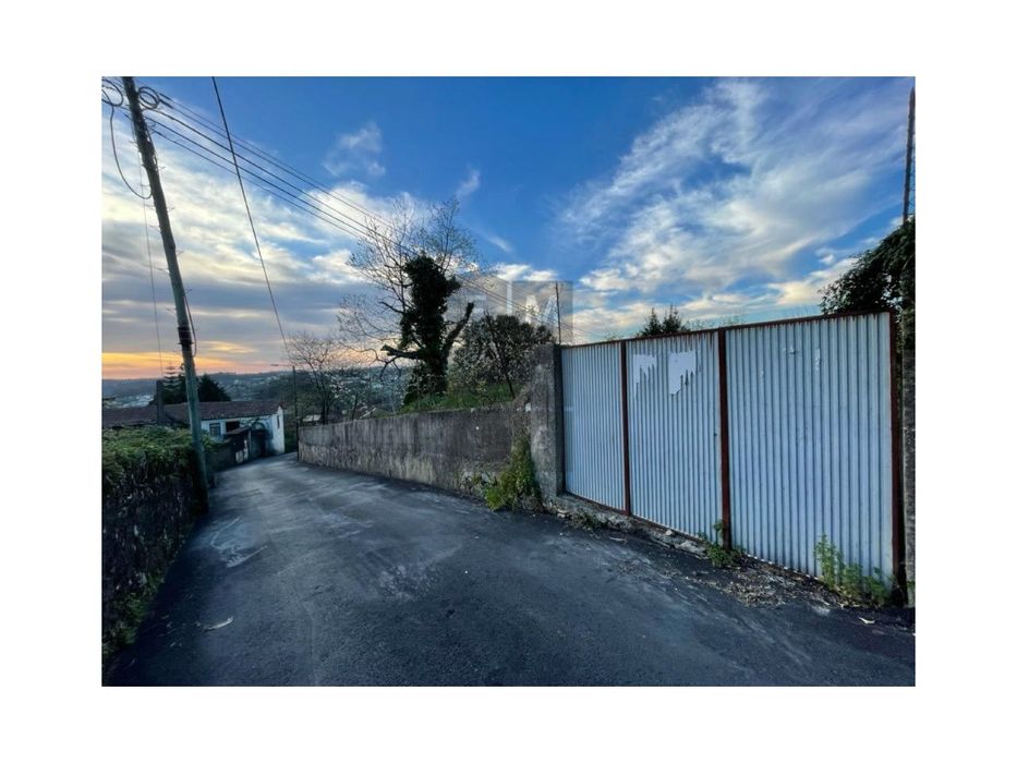 Terreno Urbano  Venda em Oliveira de Azeméis, Santiago de Riba-Ul, Ul,