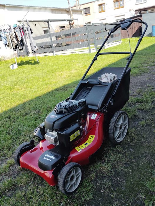 Kosiarka spalinowa Gardiol Editon 1 z napedem producent Husqvarna