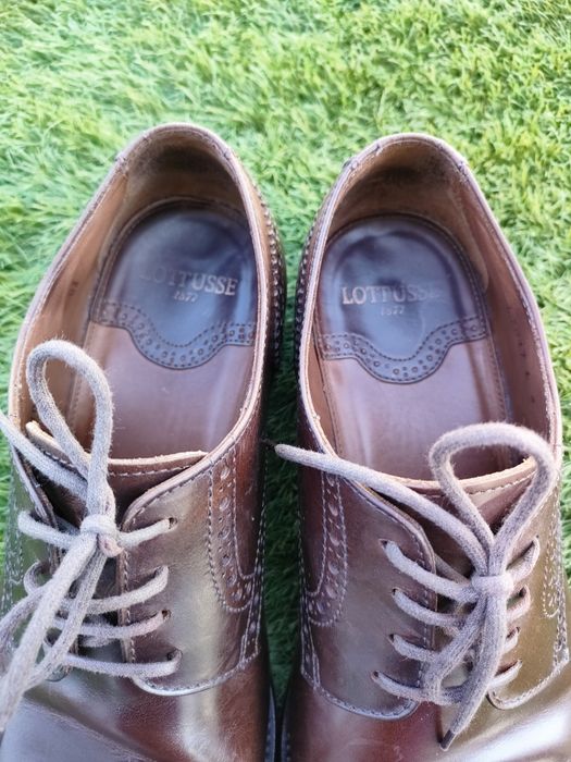 Sapatos Derby de couro castanho da Lottusse, Tam. 42,5