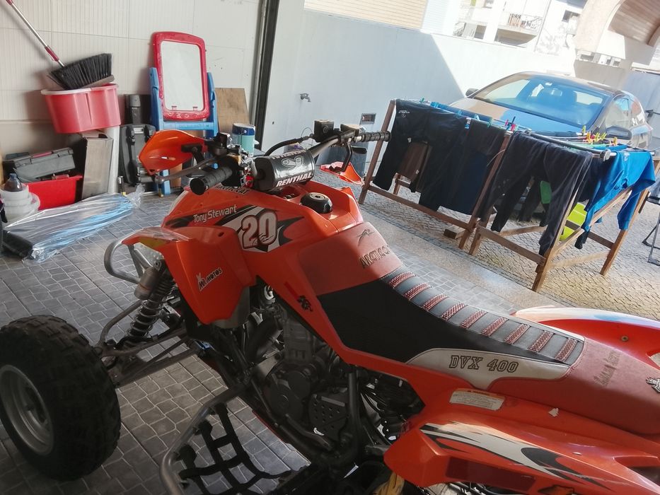 Moto 4 Artic cat 400dvx