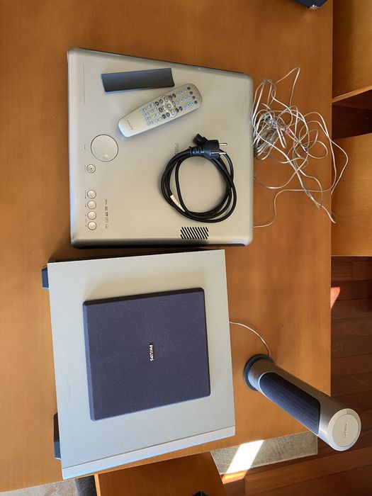 Leitor de dvds e sistema de som philips