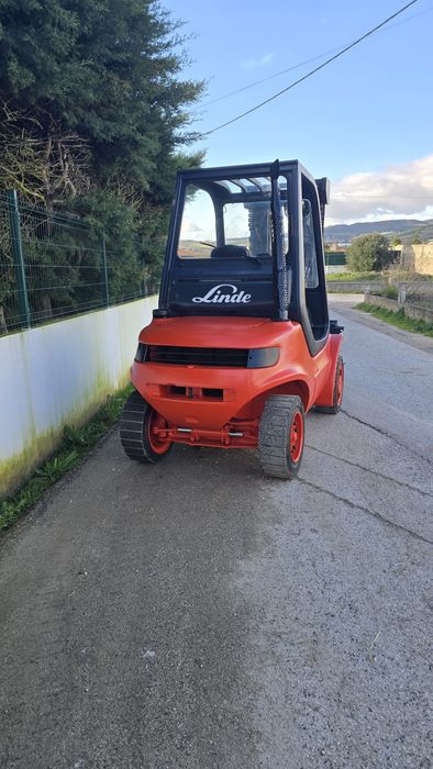 Empilhador Linde Gasóleo 4000kg