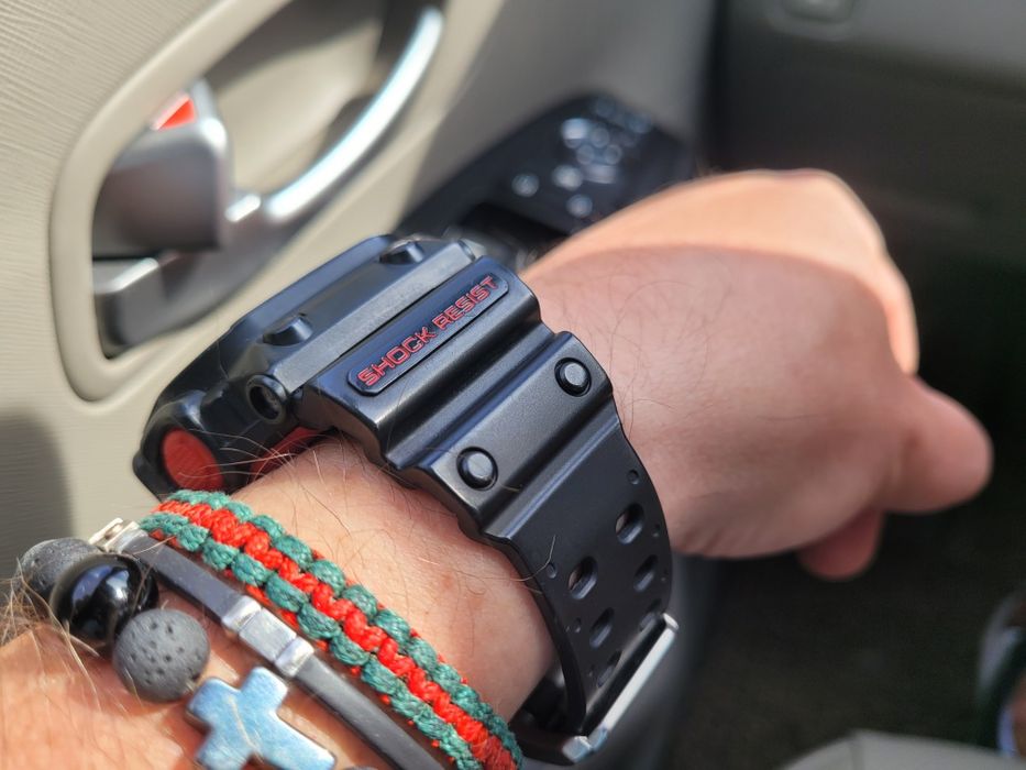 Продам часы Casio G-SHOCK GXW-56-1AER Touch Solar