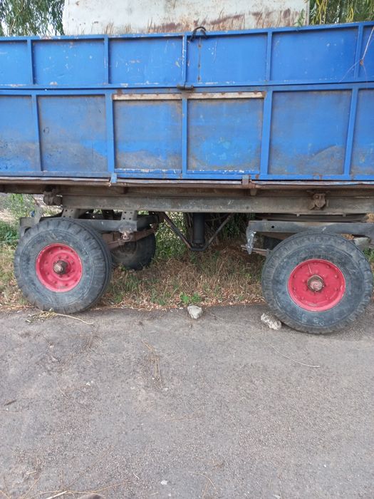 Продам рабочий прицеп  ПТС 4