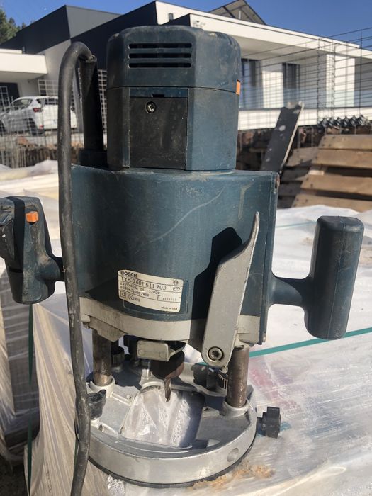 Tupia bosch modelo gof 1700W