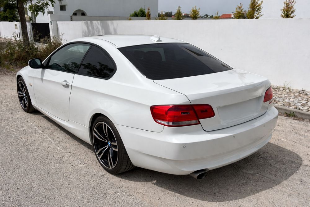 Bmw 320    Coupe