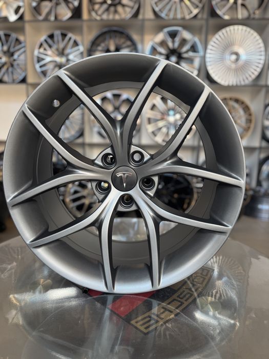Диски Нові TESLA 5/114.3/R19