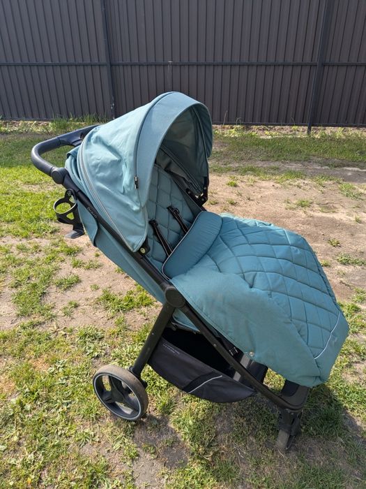 Візочок carello bravo