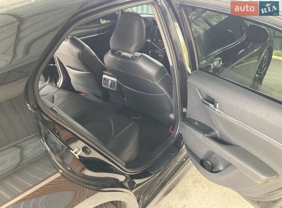 Toyta camry 2019