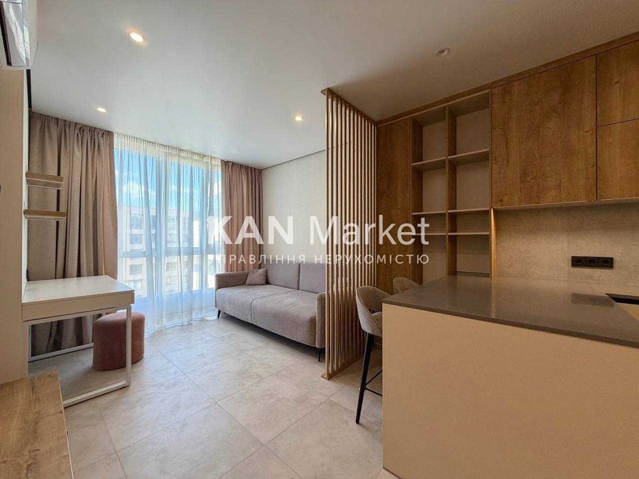 Оренда 1к квартири 40 м² у Файна Таун