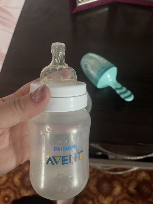 Бутилочка Avent Philips та ніблер Lindo