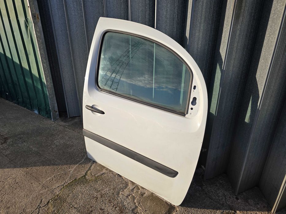 Porta frente direita Renault Kangoo II (2007 a 2021) ou Mercedes Citan