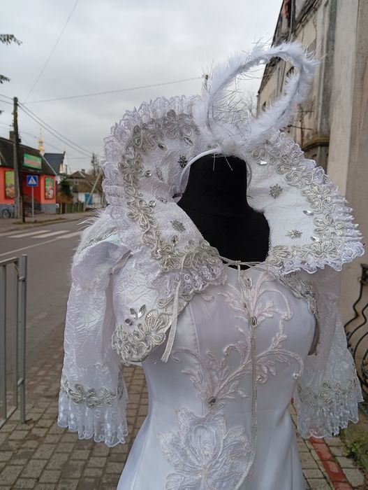 Костюм ангела для дівчинки.