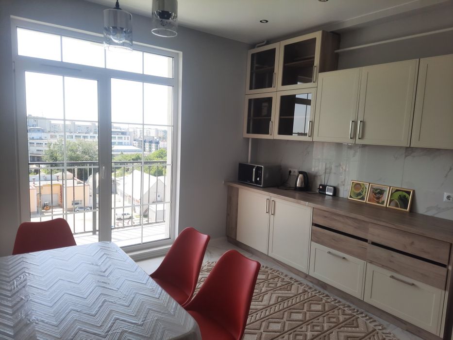 Подобова 1 кімн. квартира