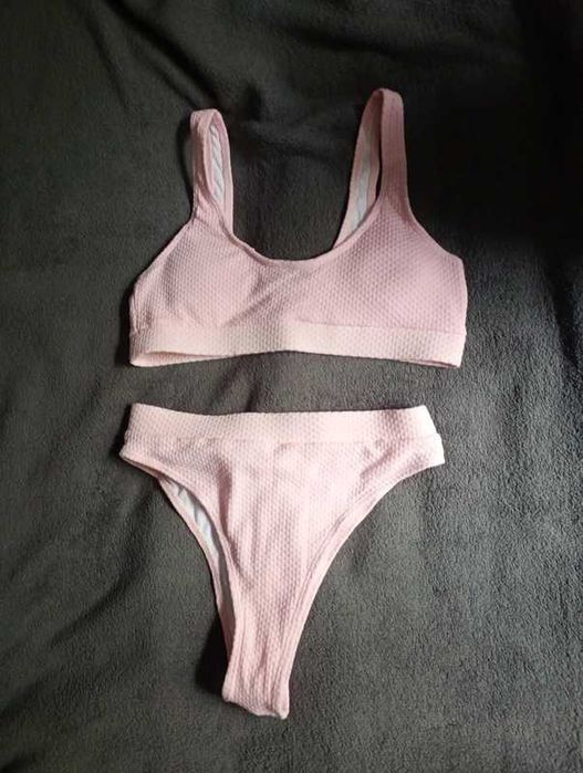 Dwuczęściowy strój kąpielowy bikini