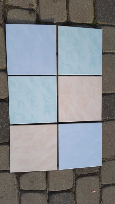 Kafelki płytki ścienne 3 kolory - 45 szt. wymiary kwadrat bok 20 cm