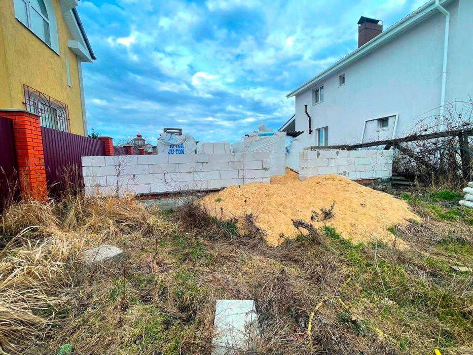 Продажа земельного участка с начатым строительством у моря!