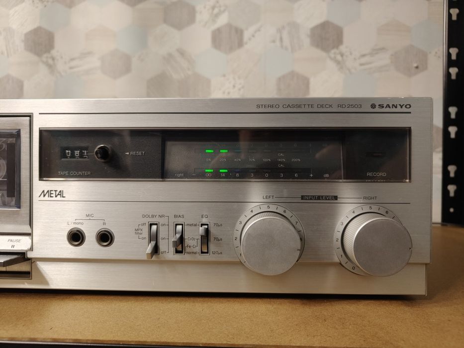 Magnetofon kasetowy Sanyo RD 2503