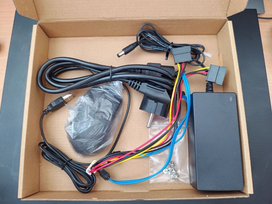 Відеореєстратор Hikvision iDS-7216HUHI-M2/S