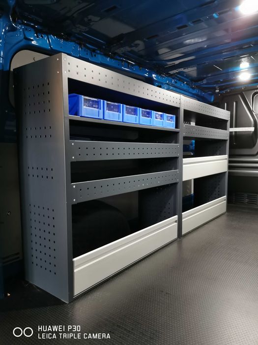 Regał zabudowa serwisowa auta Custom Trafic T6 T7