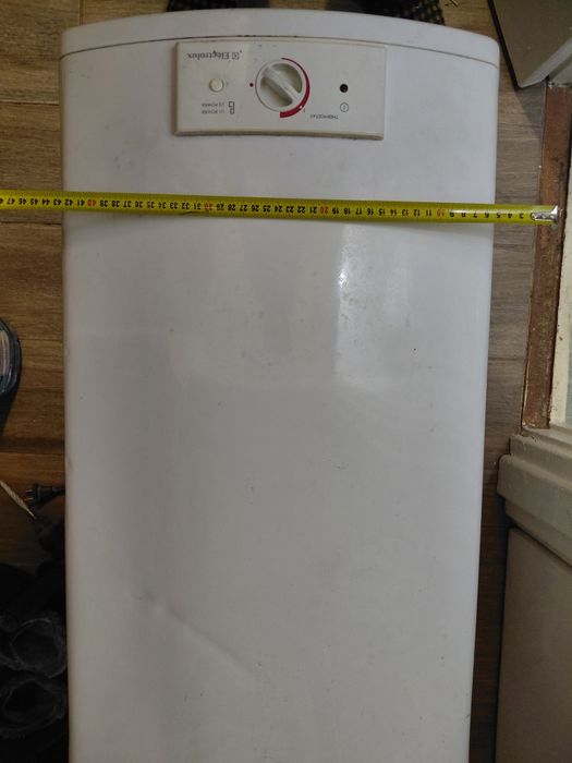 Продам б/в електробойлер "Electrolux" 1,8 квт 75 л