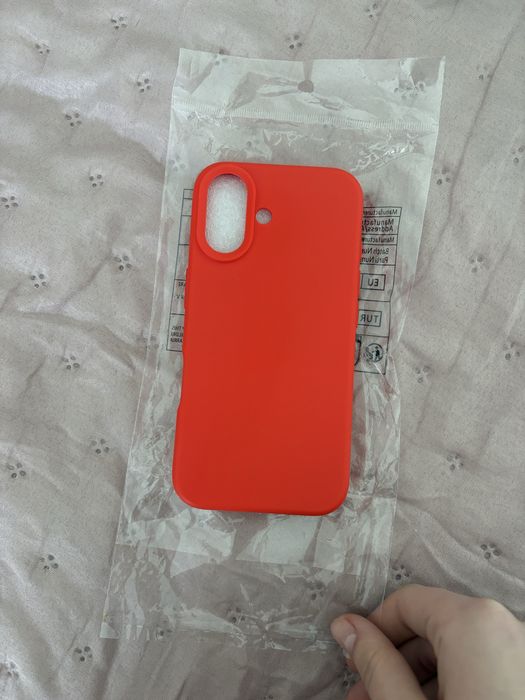 Чохол на iphone 16